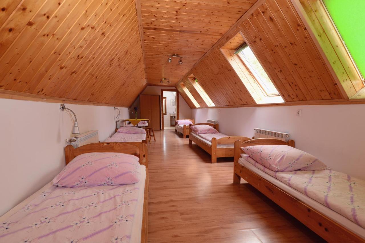 Lesniczowka Bieszczady Solina Guest house *
